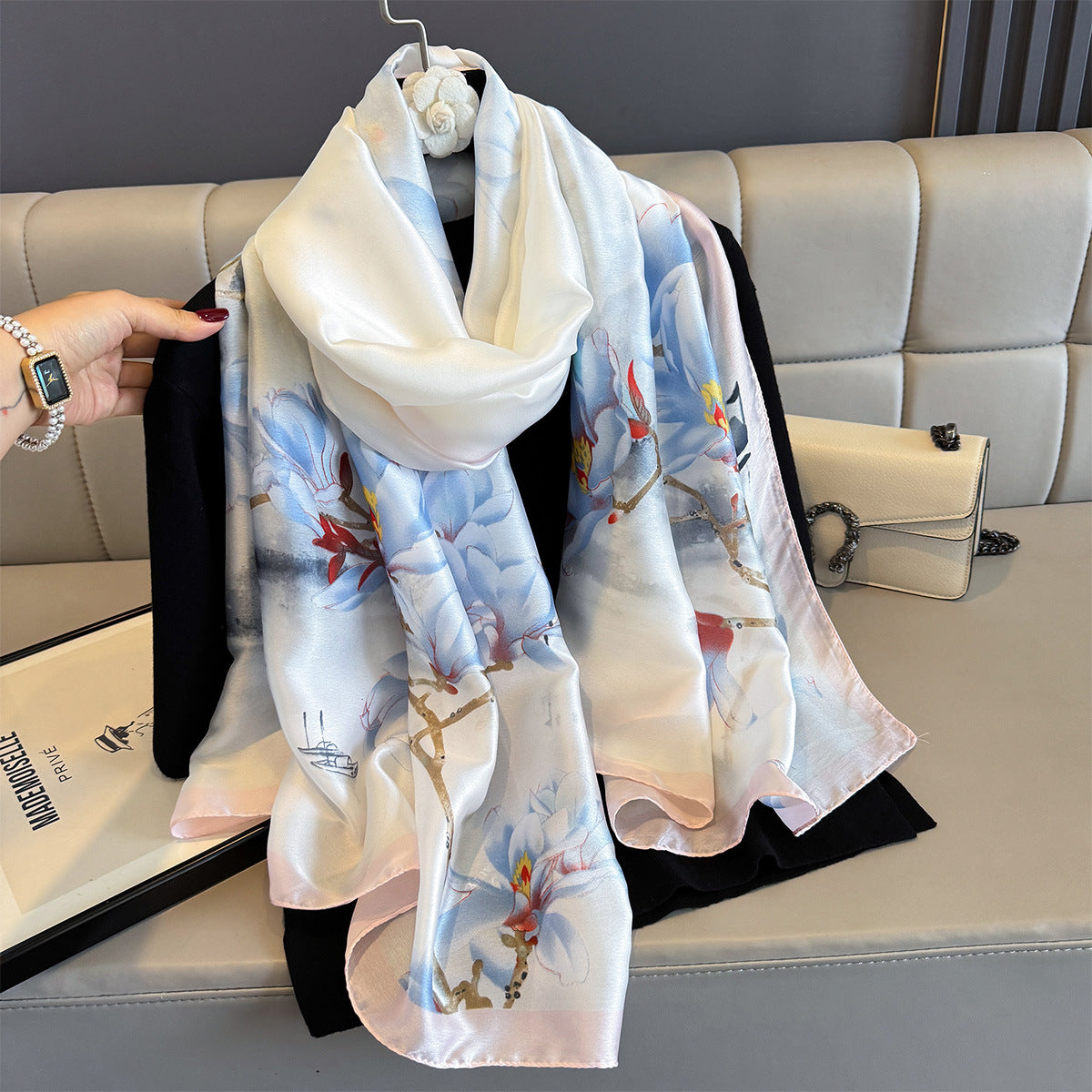 Floral Print Long Scarf with Contrast Trim – Lightweight, 85 × 180 cm