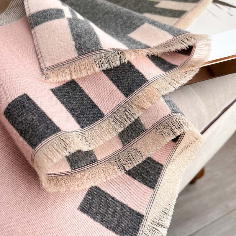 Horse Pattern Jacquard Double-Sided Scarf – Winter Shawl, 185 × 65 cm