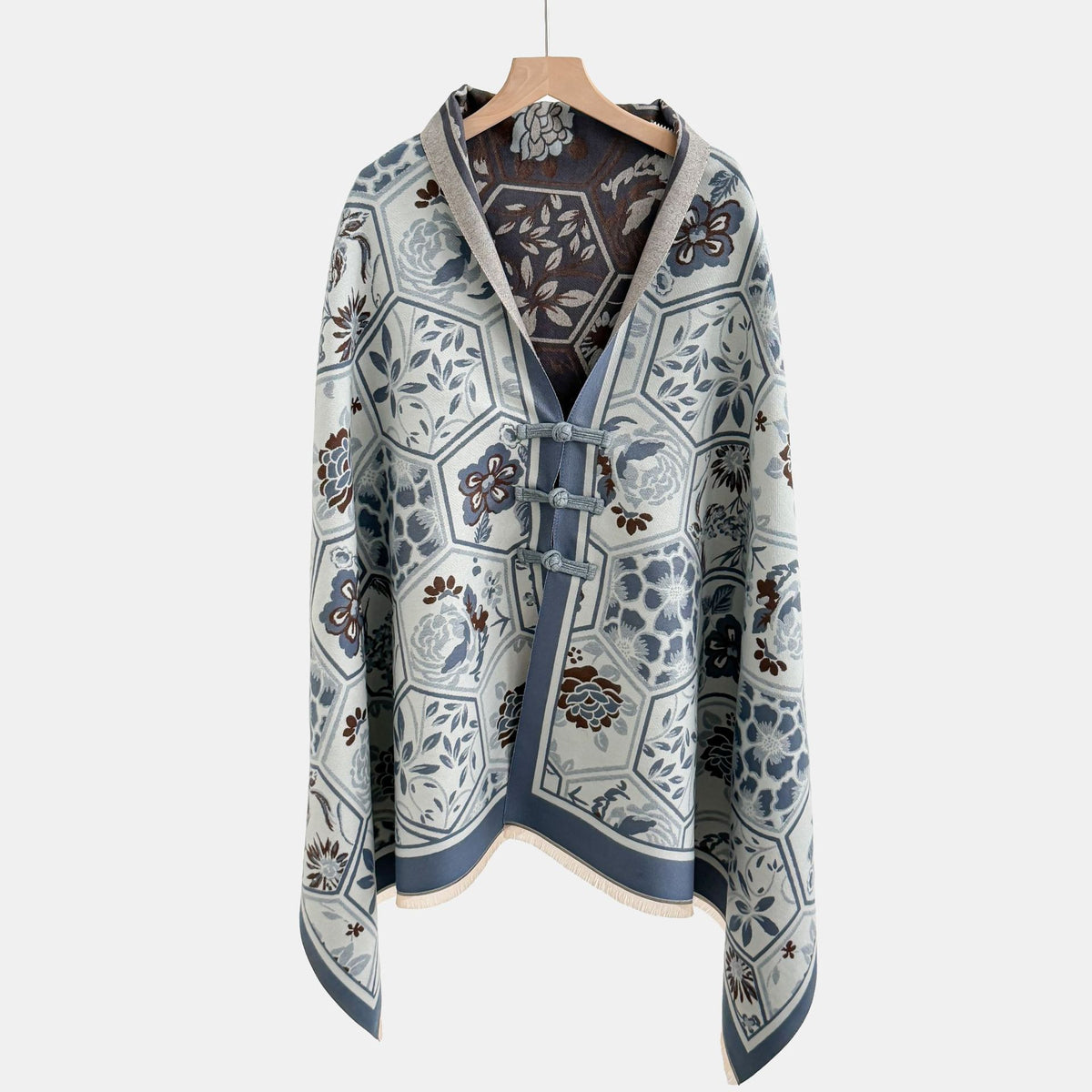 Vintage Floral Jacquard Cloak Shawl with Knot Button – 28 Patterns